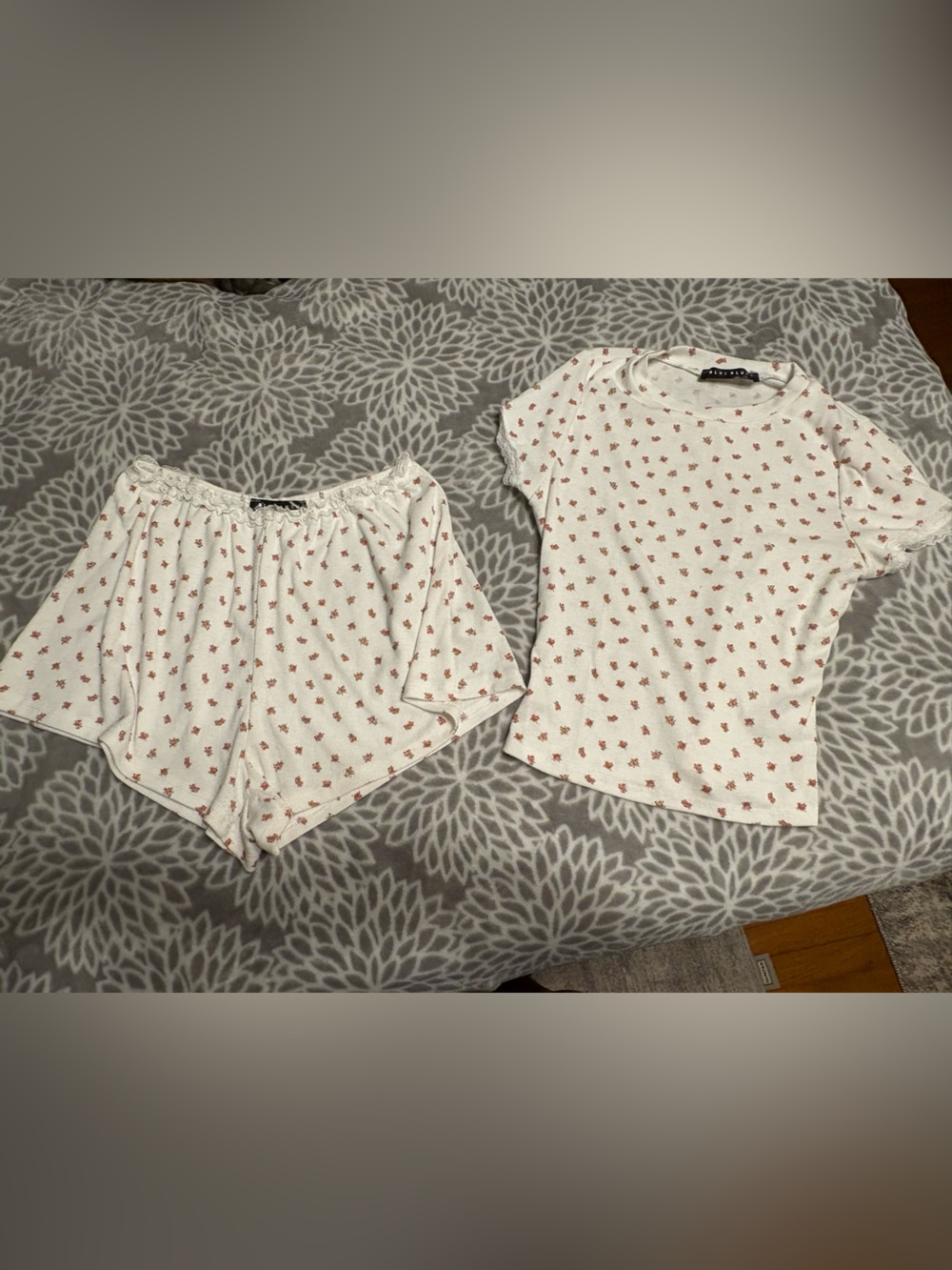 Blue Blush Cream Set with Floral Print